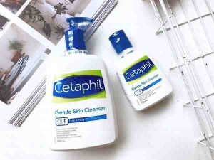 Sữa rửa mặt Cetaphil Gentle Skin Cleanser cho mọi loại da.